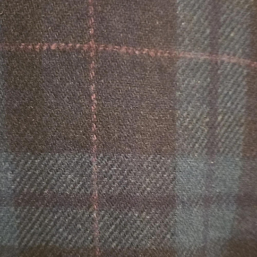 Sag Harbor Plaid Jacket with Black Accents - Picture 6 of 7